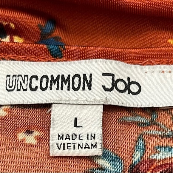 Uncommon Job Boho Bell Sleeve Tie Front Top - Picture 4 of 4